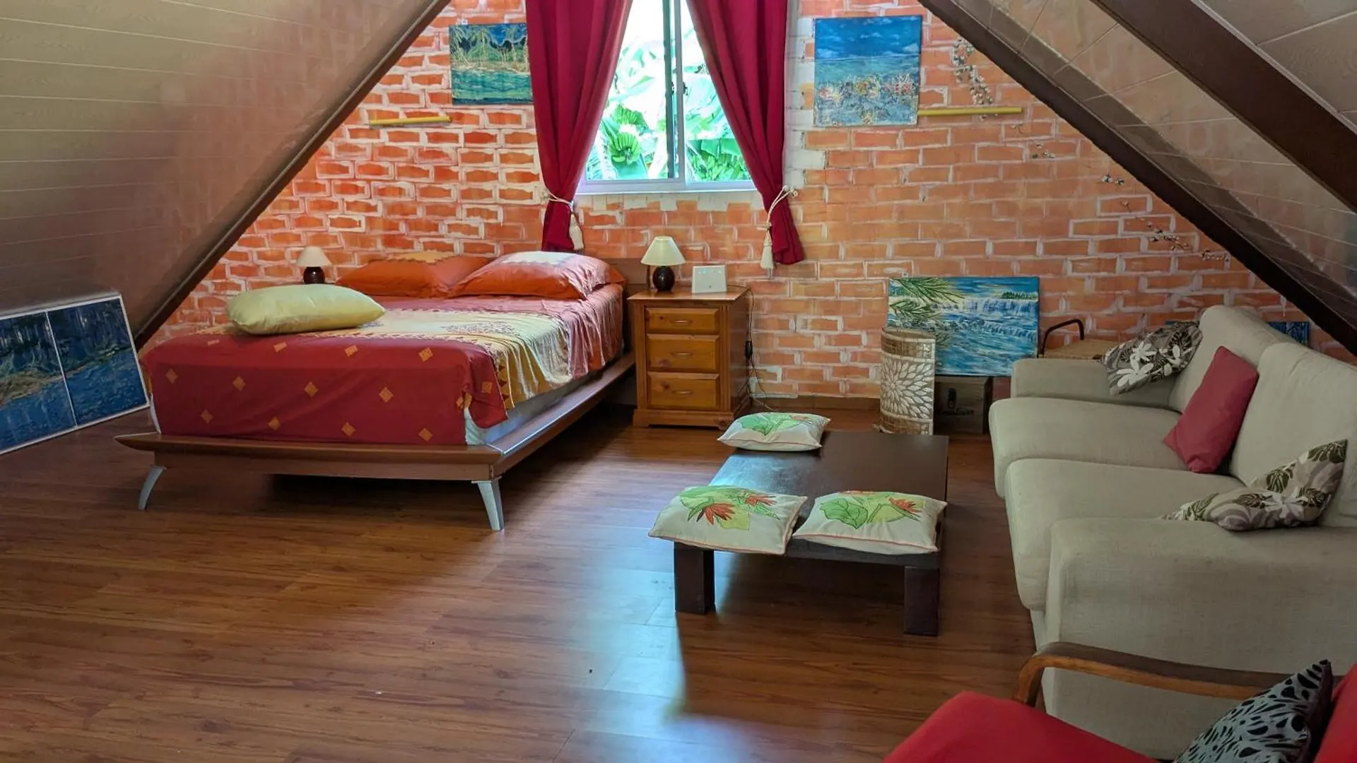 펜션 Vaitupa Villa Paea
